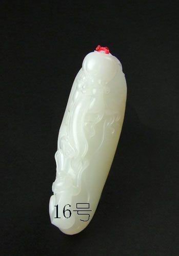 子料羊脂玉有糖壽星把件