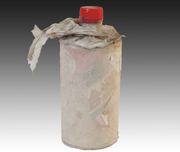 拍品編號(hào)：036 拍品名稱(chēng)：五星牌貴州茅臺(tái)酒（地方國(guó)營(yíng)三大革命）